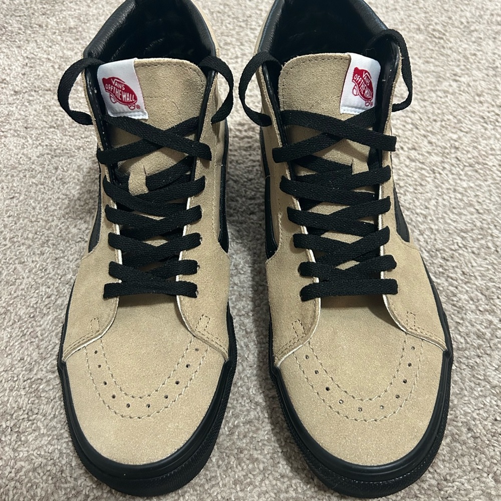 Vans Customs. Sk-8 Hi. Cornstalk Suede. Size: 10.0